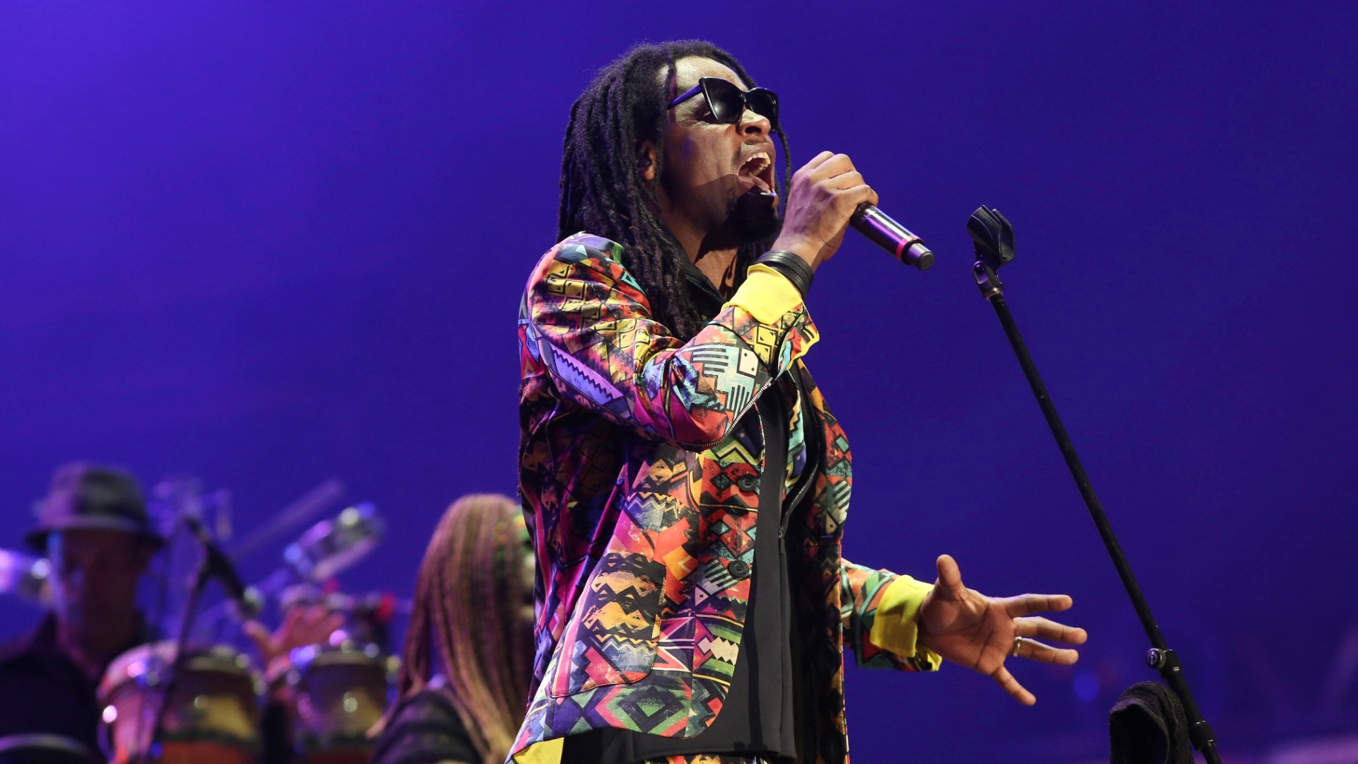 27.set.2015 - A banda carioca Cidade Negra abre o palco Mundo no último dia do Rock in Rio 2015, embalando o público com clássicos. - Marcon Antônio Teixeira/UOL