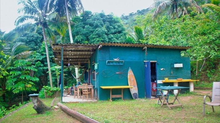 Casal vive na única casa que existe n Ilha das Couves, sem luz elétrica - Arquivo pessoal - Arquivo pessoal