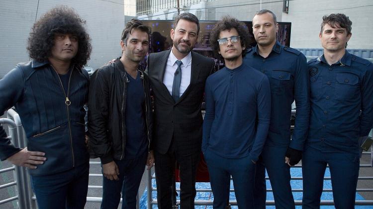 At the Drive-In é entrevistado por Jimmy Kimmel - Divulgação - Divulgação