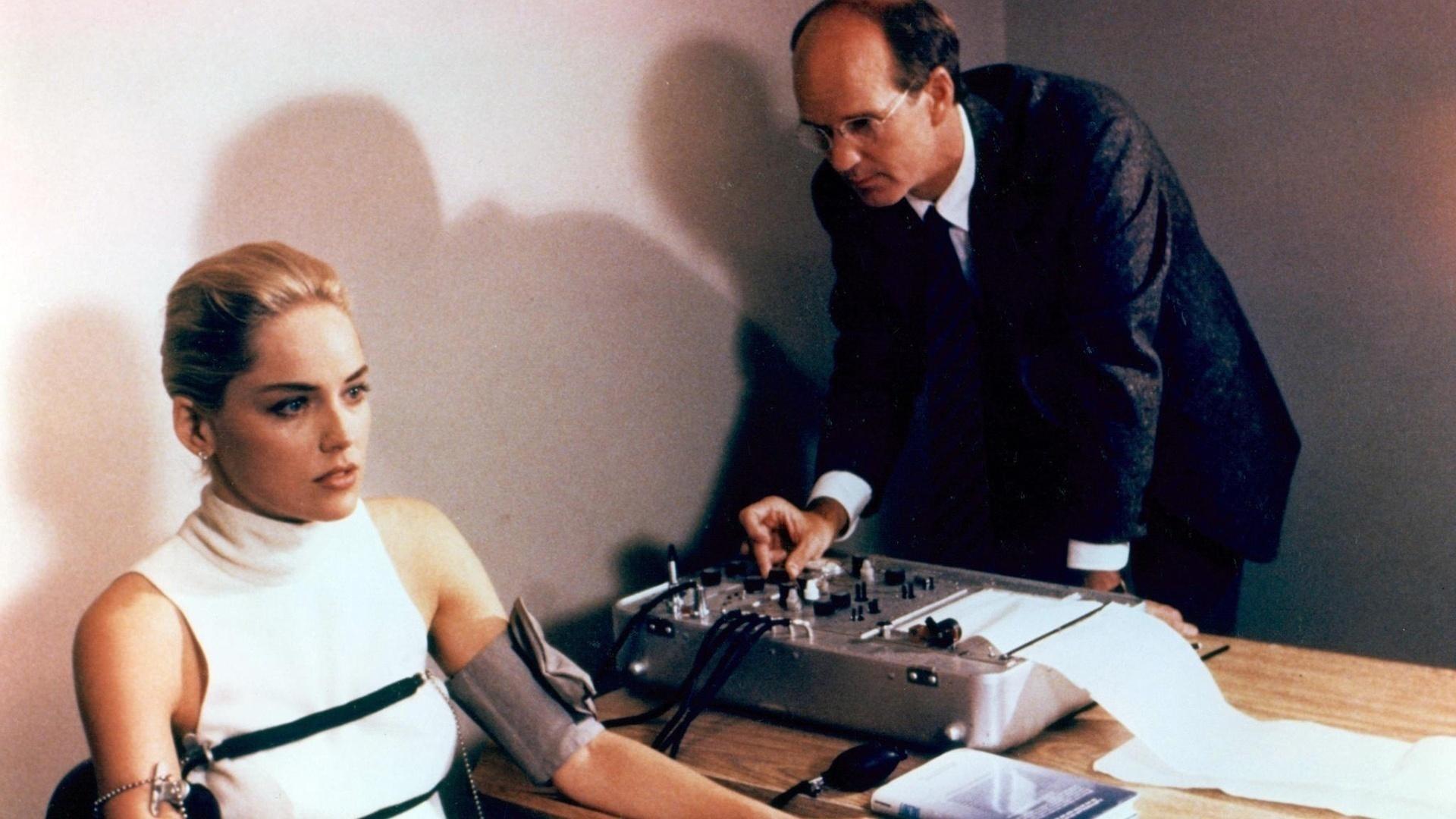 Cena do filme "Instinto Selvagem" (1992), de Paul Verhoeven - Reprodução