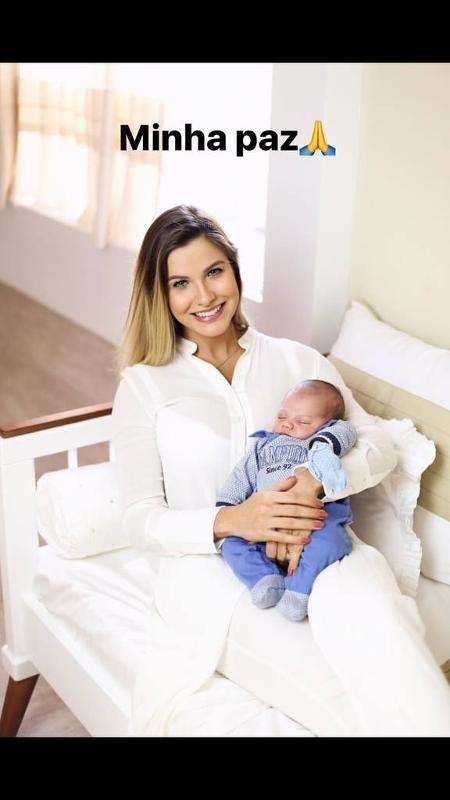 Andressa Suita com o filho, Gabriel - Reprodução/Instagram