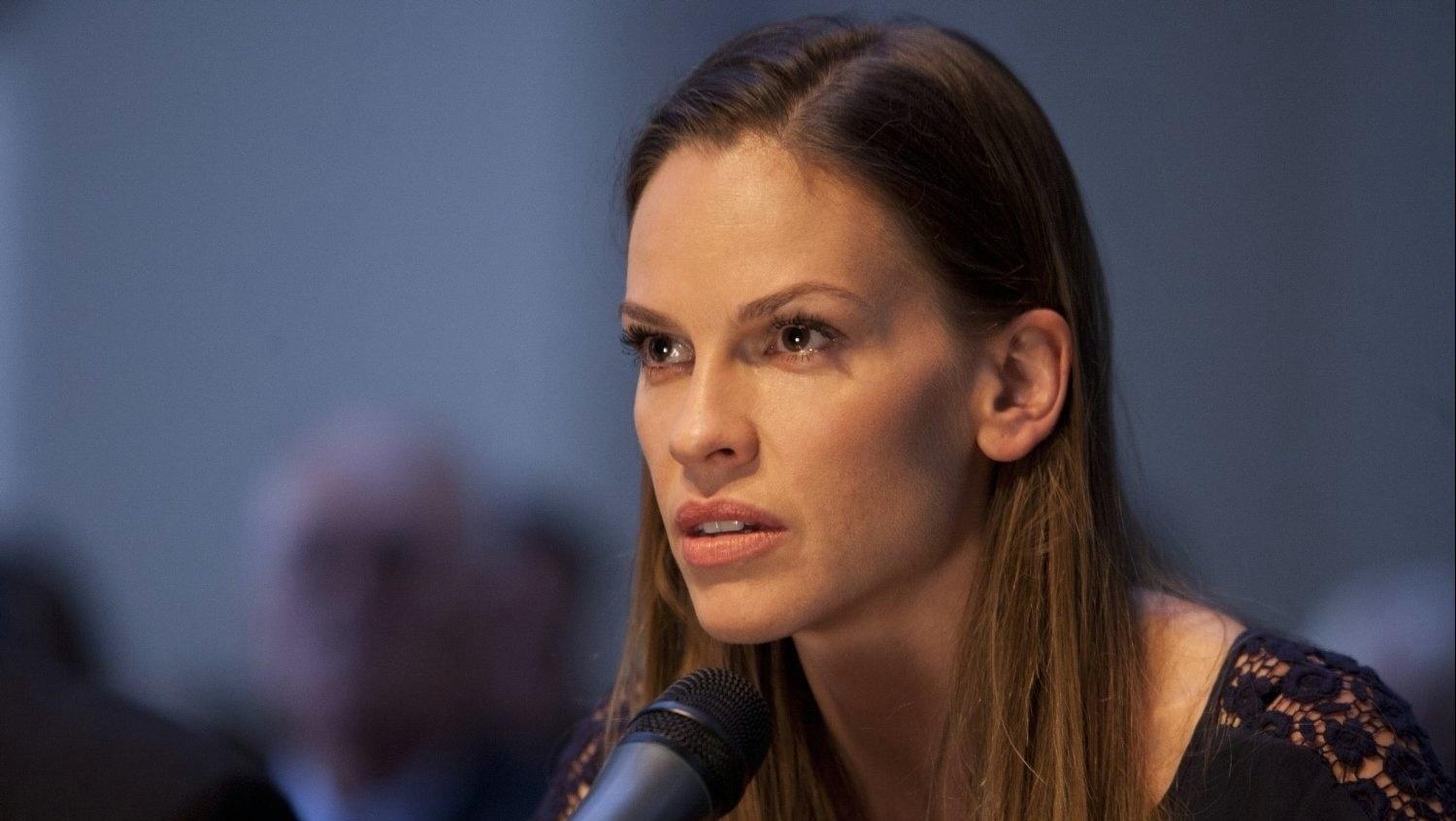 Hilary Swank em cena em "Mary e Martha: Unidas Pela Esperança" (2013) - Divulgação