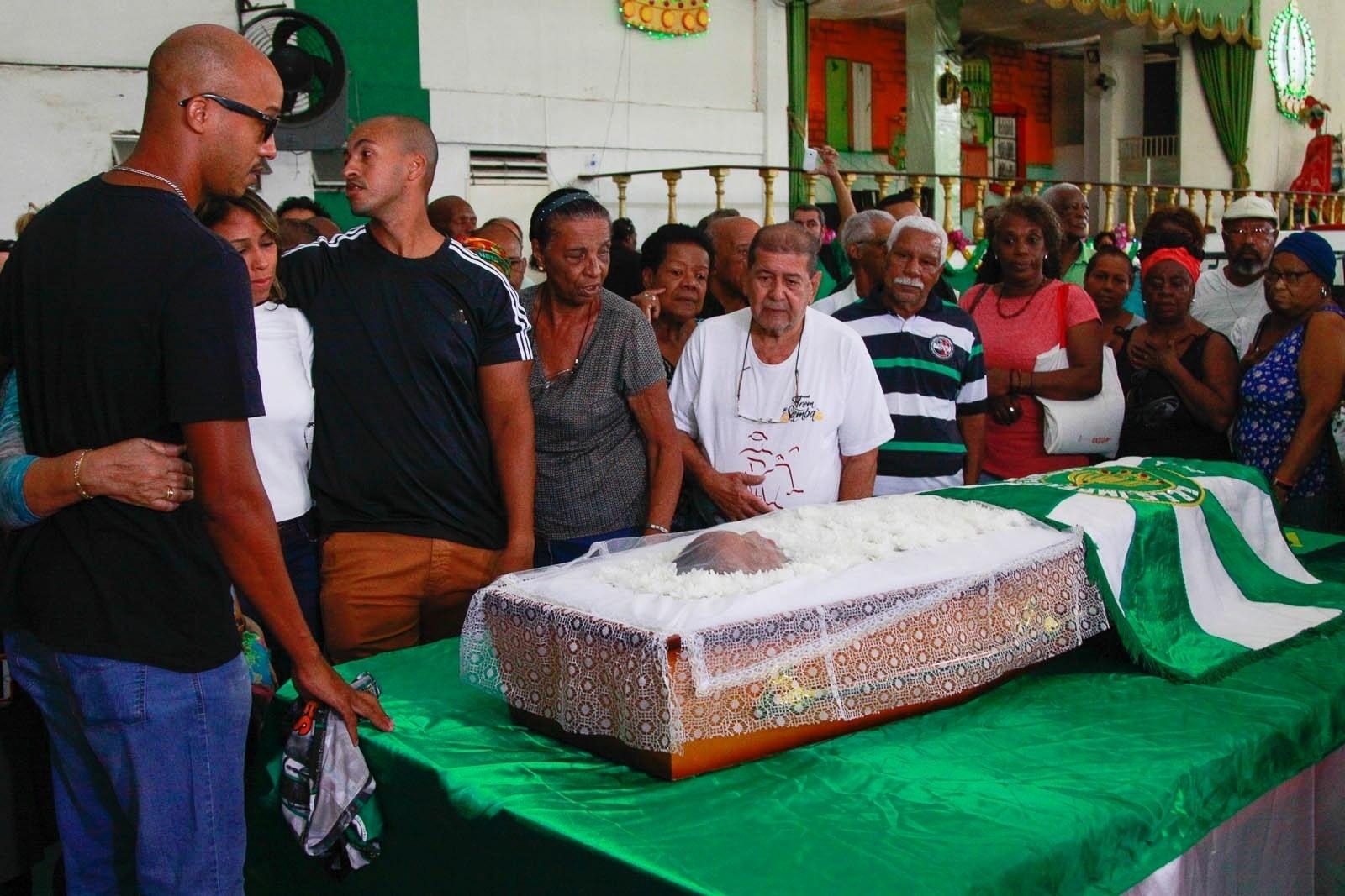 A sambista Dona Ivone Lara é velada na quadra da escola de samba Império Serrano, no Rio de Janeiro - Marcio Cassol /AgNews