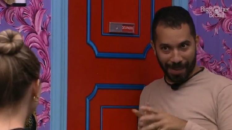 BBB 21: Gilberto fala sobre Arthur com Carla Diaz - Reprodução/Globoplay - Reprodução/Globoplay