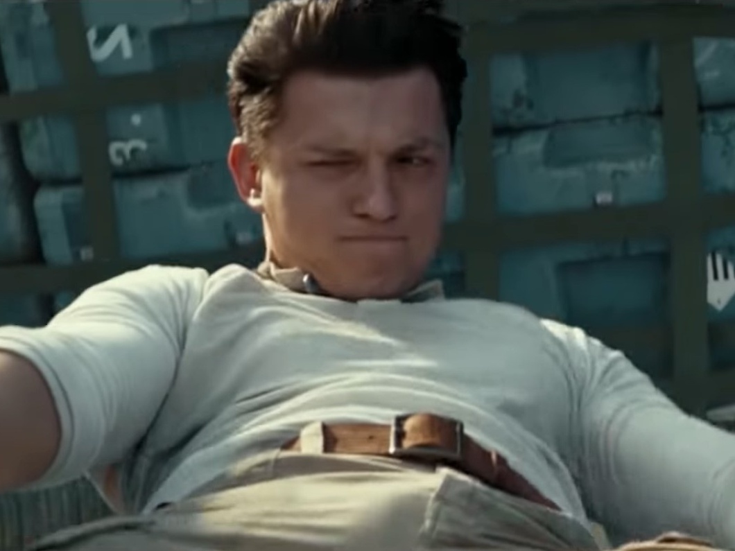 Tom Holland recria cena do avião de Uncharted 3 em clipe do filme  live-action