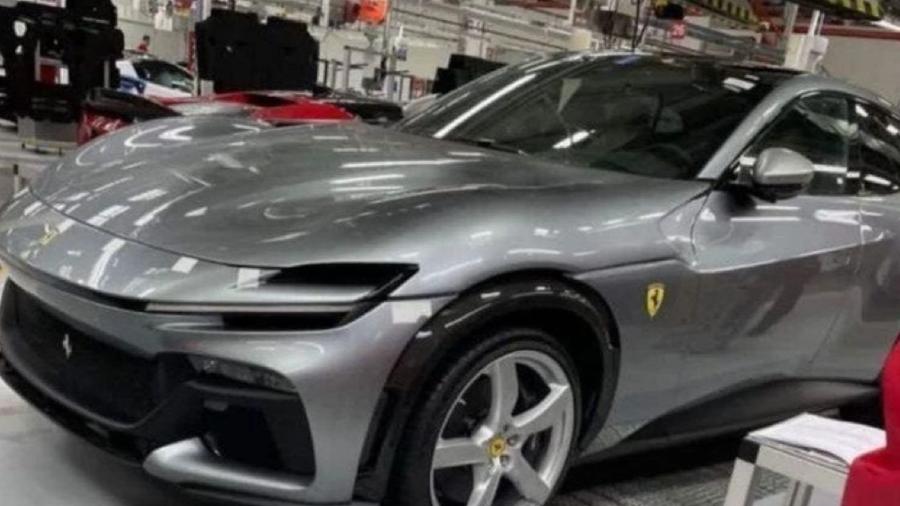 Imagem de Ferrari Purosangue vaza na internet - Reprodução