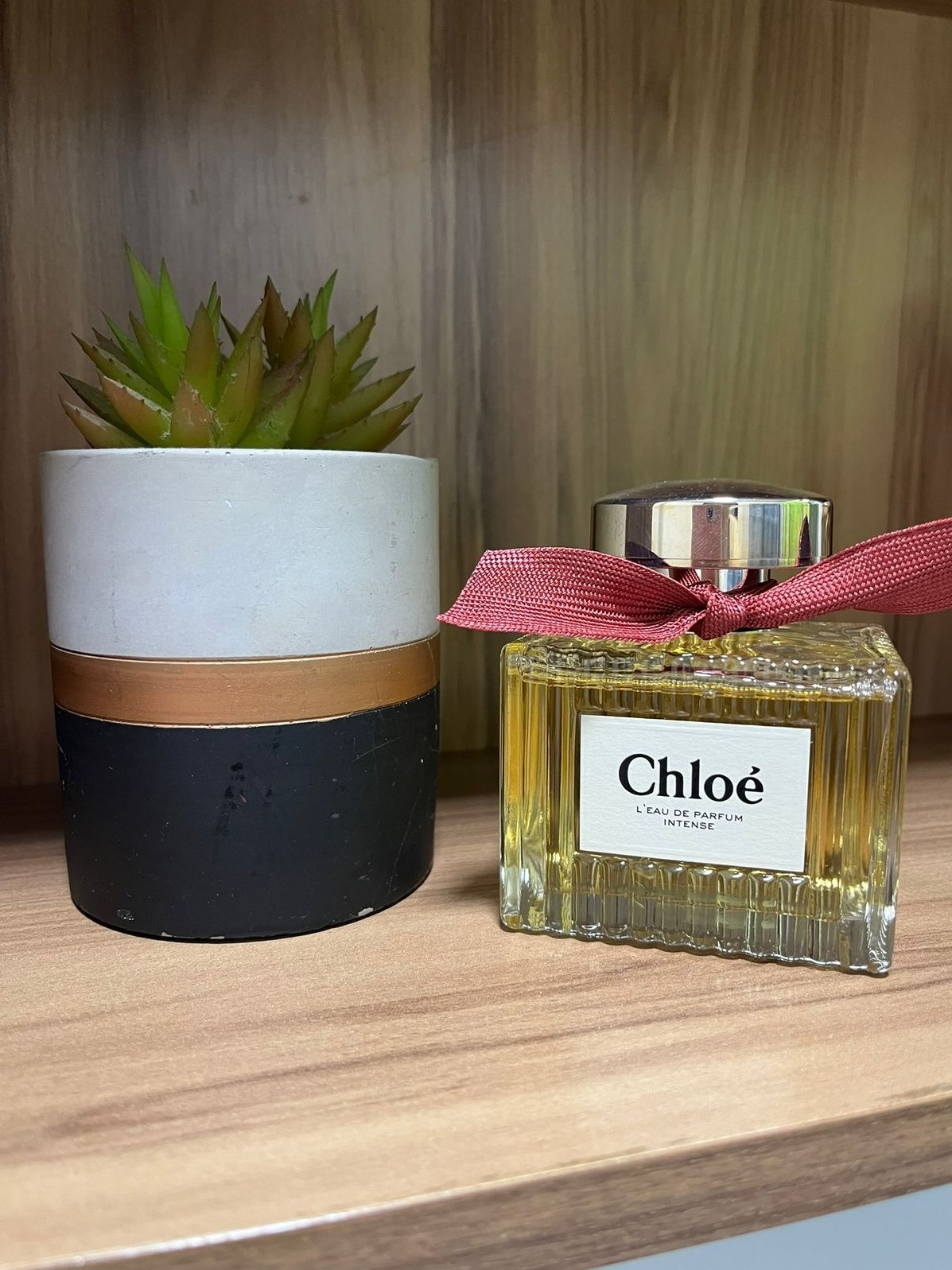 ✨夏の冷たいレモネード✨Chloé L'EAU DE Chloé Chloé se inspira em sua fragrância e traz cheiro de riqueza