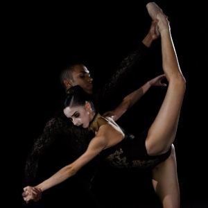 São Paulo Companhia de Dança em "Six Odd Pearls", de Richard Siegal - Wilian Aguiar