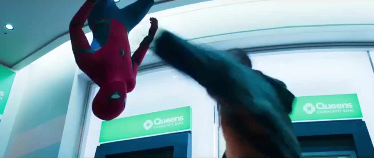 Tom Holland no trailer do novo "Homem-Aranha" - Reprodução /Sony