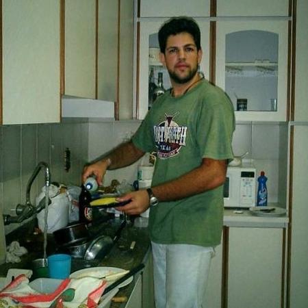 Sorocaba posta foto antiga, quando estava a faculdade em 2004 - Reprodução/Instagram