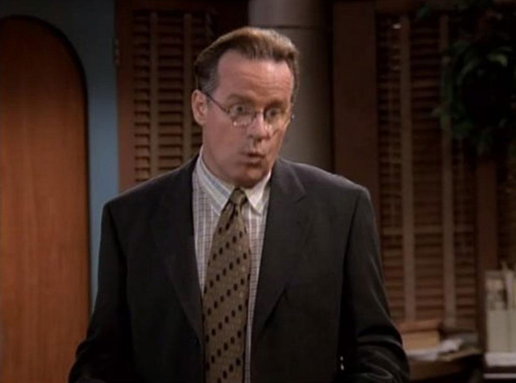 Phil Hartman no seriado "NewsRadio" (1995) - Divulgação
