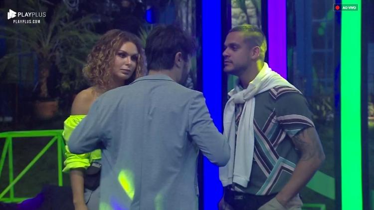 Sandro - Reprodução/PlayPlus - Reprodução/PlayPlus