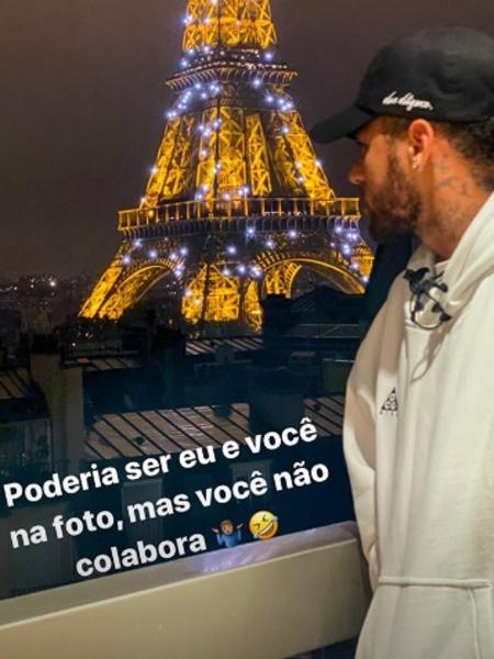 Neymar posa diante de vista da Torre Eiffel, em Paris, e deixa recado  - Reprodução/Instagram