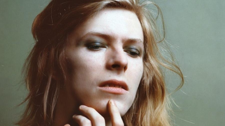 David Bowie, um dos artistas mais conhecidos no mundo da música, lançou "Hunky Dory" em 1971 - Reprodução