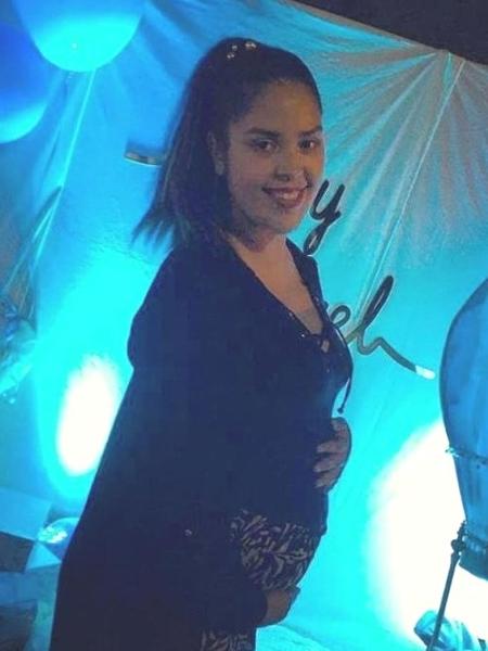 A chilena Gloria Román, que se descobriu grávida mesmo com o uso de anticoncepcional - Arquivo pessoal