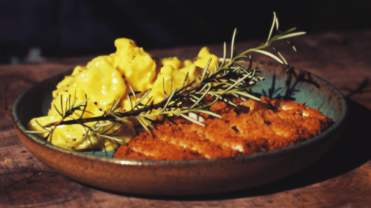 schnitzel - bife de porco à milanesa, cozinha por aí - Cozinha por aí/ysoke - Cozinha por aí/UOL