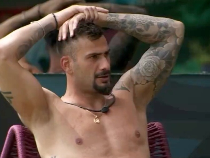 Nizam aposta que romance 'vai rolar' com sister no BBB 24
