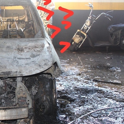 Incêndio em Itajaí (SC) surgiu de carro flex e queimou scooter elétrica, mas sem danificar sua bateria