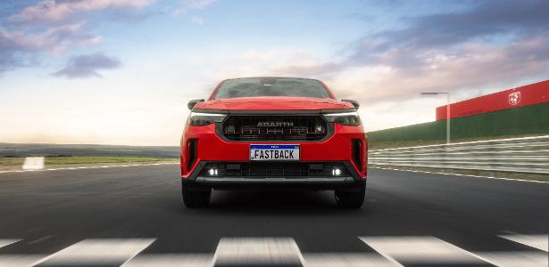 Fiat Fastback Abarth 2026 tem alta no preço, mas fica mais equipado; veja