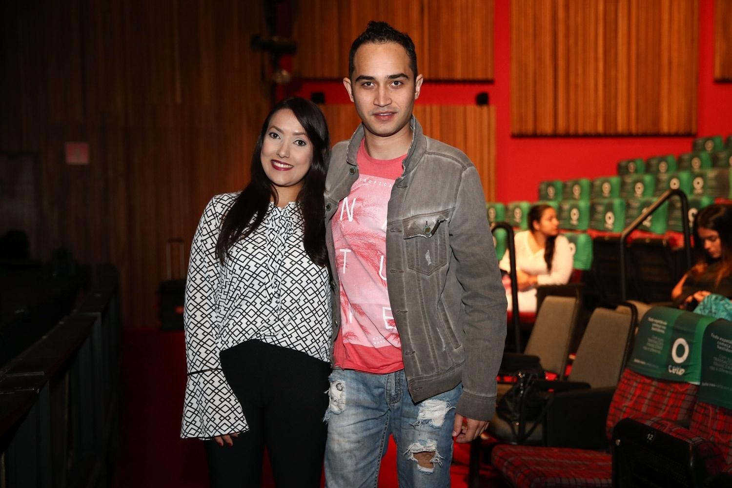 Os irmãos Zezé Di Camargo e Luciano reuniram nesta segunda-feira (2) amigos e familiares para a pré-estreia de "2 Filhos de Francisco - O Musical", no teatro Cetip, no complexo Tomie Ohtake, em São Paulo - Marcos Ribas/Brazil News