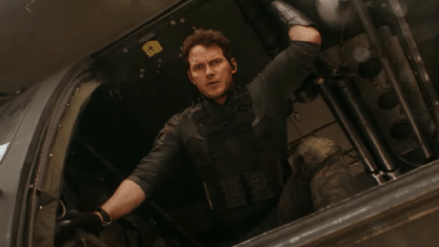 Chris Pratt em cena de "The Tomorrow War" - Reprodução/YouTube