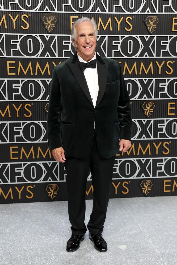 Henry Winkler, de 'Barry', chega ao 75º Emmy Awards