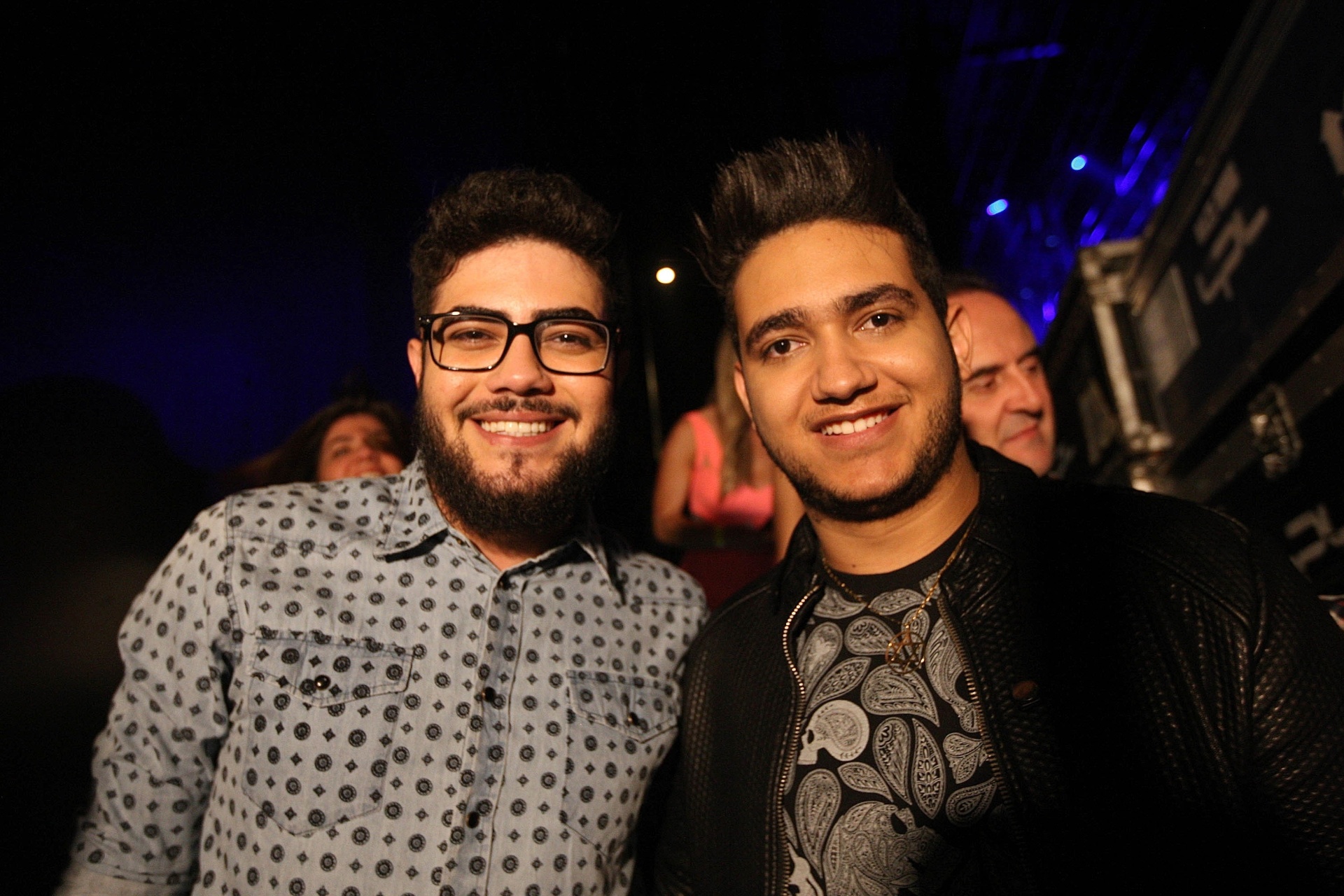 29.jul.2015 - A dupla Henrique e Juliano prestigiou o evento de lançamento da 60ª Festa do Peão de Barretos - Reinaldo Canato /UOL