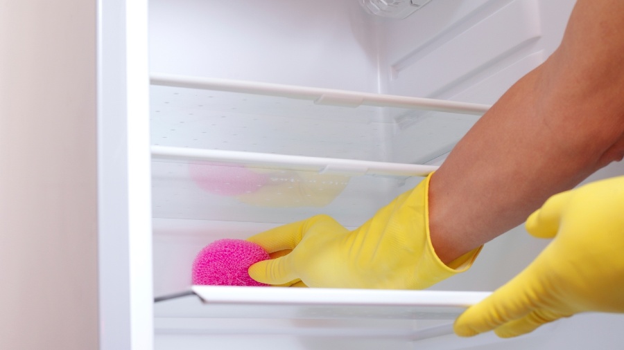 Fique atenta à maneira com que tem guardado seus produtos na geladeira. Isso pode facilitar a limpeza! - Getty Images