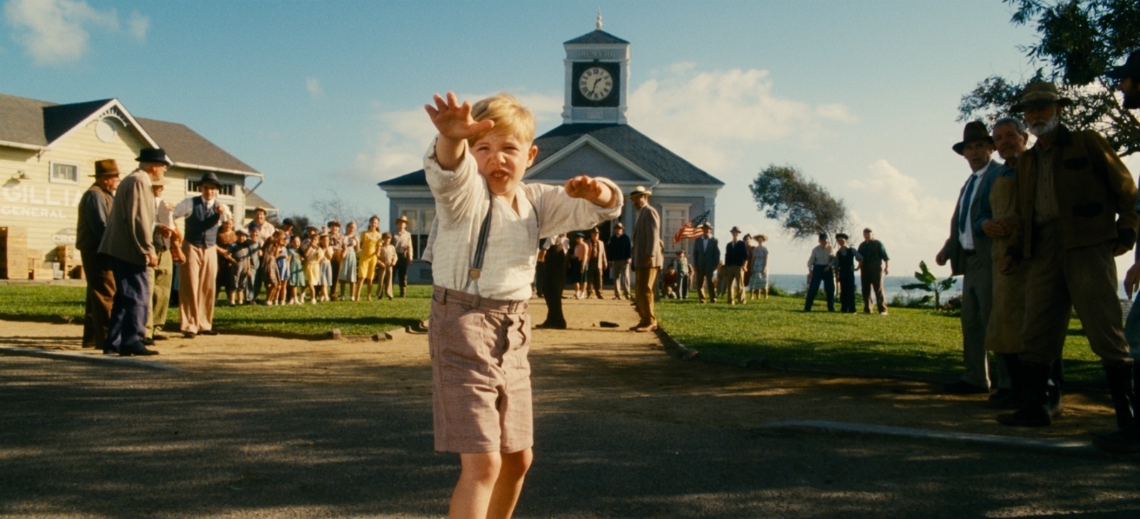 Cena do filme "Little Boy - Além do Impossível" - Divulgação