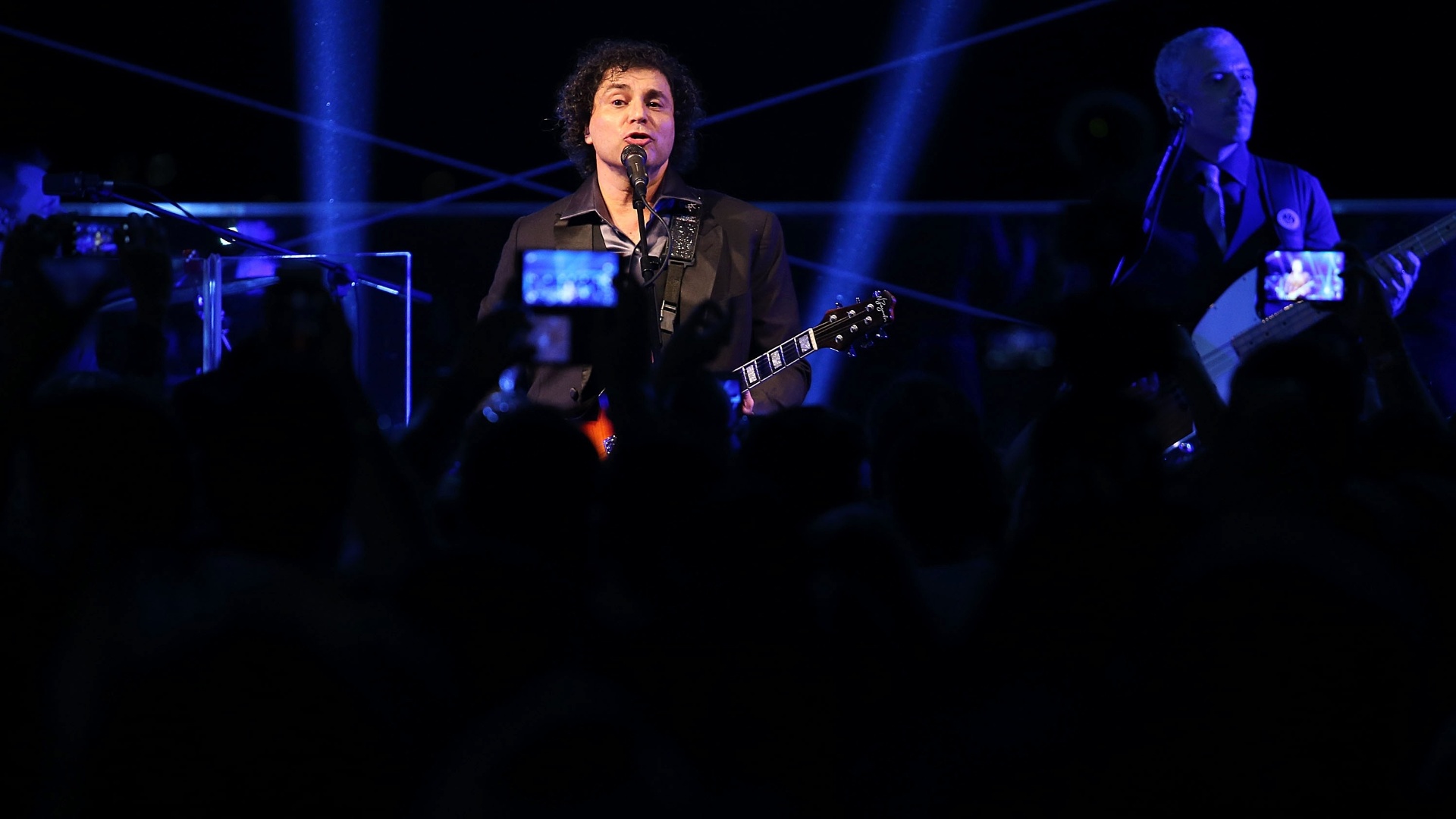 Frejat Fotos: Frejat se apresenta em novo espaço cultural do Rio, o FM Hall ...