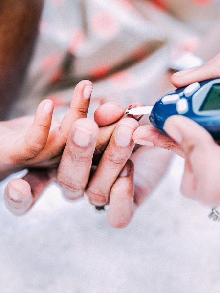 O diabetes pode levar a problemas do coração e insuficiência renal - Getty Images