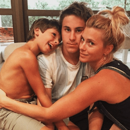 Carolina Dieckmann com os filhos, José e Davi - Reprodução/Instagram