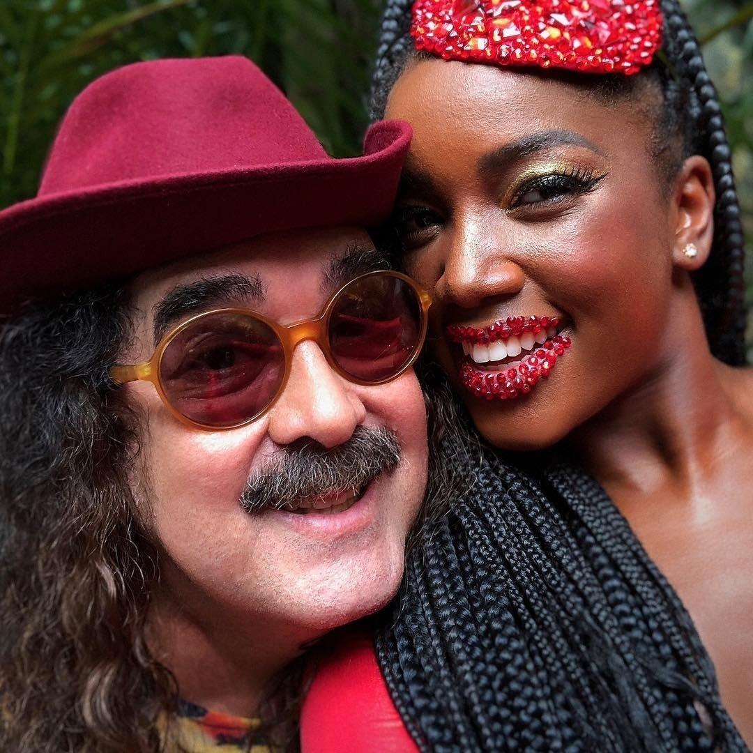 Ao lado da cantora Iza - Reprodução/Instagram