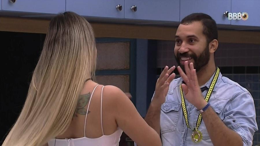 BBB 21: Gilberto diz que sairá em paredão falso - Reprodução/Globoplay