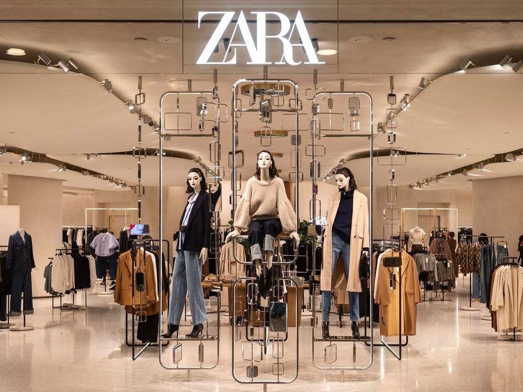 Zara passa a cobrar por sacolas no Brasil e gera revolta nas redes