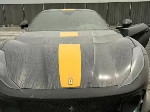 Ferraris são oferecidas por fortuna mesmo após inundação histórica em Dubai