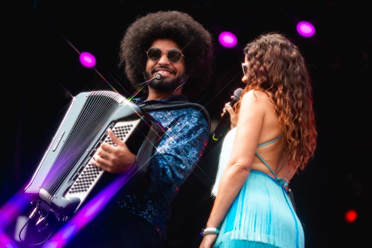 Mariana Aydar e Mestrinho se apresentam no Coala Festival no domingo (8), em São Paulo