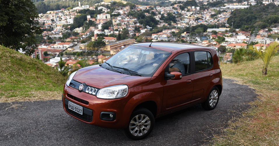 Fiat Uno Evolution - Murilo Góes/UOL