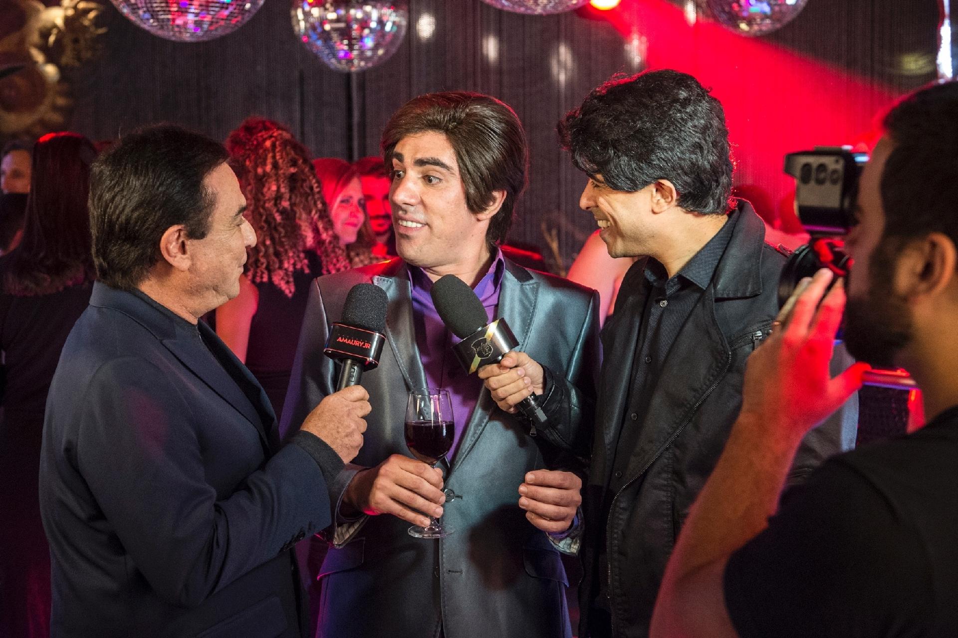 O apresentador Amaury Jr. gravou participação especial no humorístico "Tá no Ar" no quadro "Balada Vip", com Tony Karlakian (Marcelo Adnet) e Rick Matarazzo (Marcius Melhem) - Estevam Avellar/TV Globo