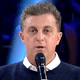 Luciano Huck lançou um novo jogo de perguntas e respostas durante o "Caldeirão do Huck", da Globo, na tarde deste sábado (6) - Reprodução/TV Globo