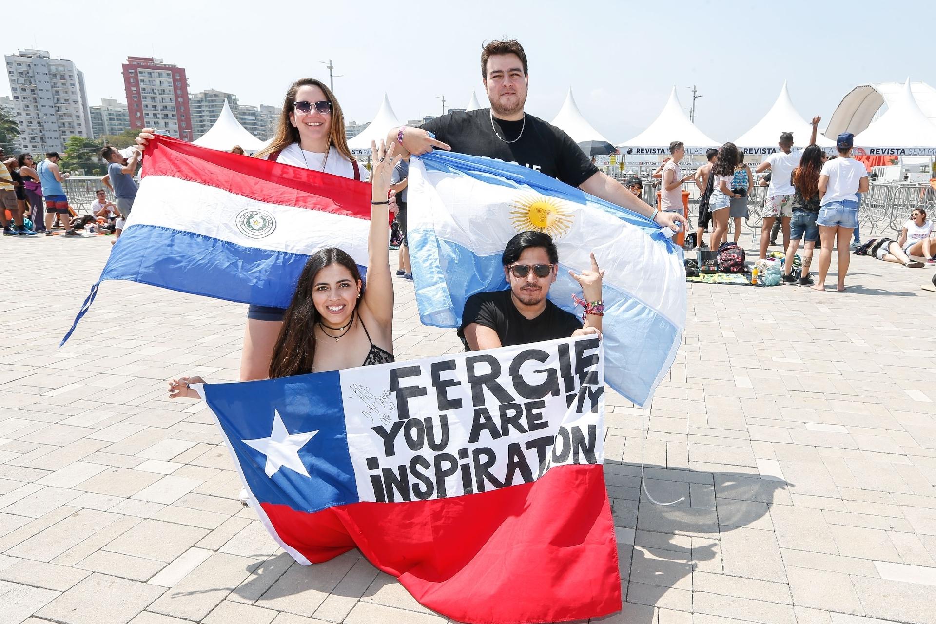 Fãs de Argentina, Paraguai e Chile chegam ao Rock in Rio para ver o show de Fergie - Marco Antonio Teixeira/UOL