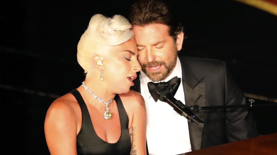 Lady Gaga e Bradley Cooper cantam "Shallow", do filme "Nasce Uma Estrela", no Oscar 2019 - Reuters