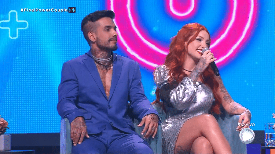 Brenda e Matheus na final do "Power Couple 6" - Reprodução/Record