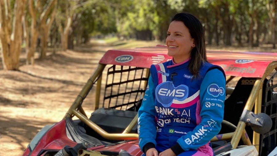 Pâmela Bozzano faz parte da EMS Rally Team e se prepara para passar 15 dias na estrada - Acervo pessoal