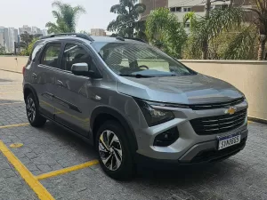 Teste do porta-malas mostra que Chevrolet Spin deixa qualquer SUV para trás