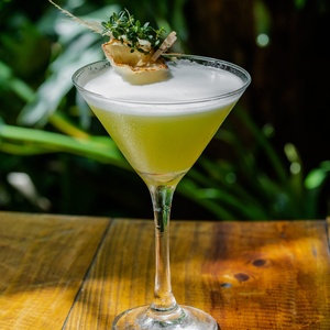Sky Hall Garden Bar