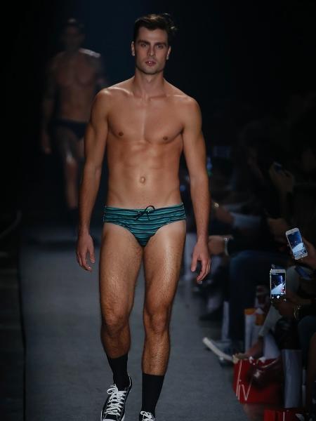 Alexandre Schneider/UOL
