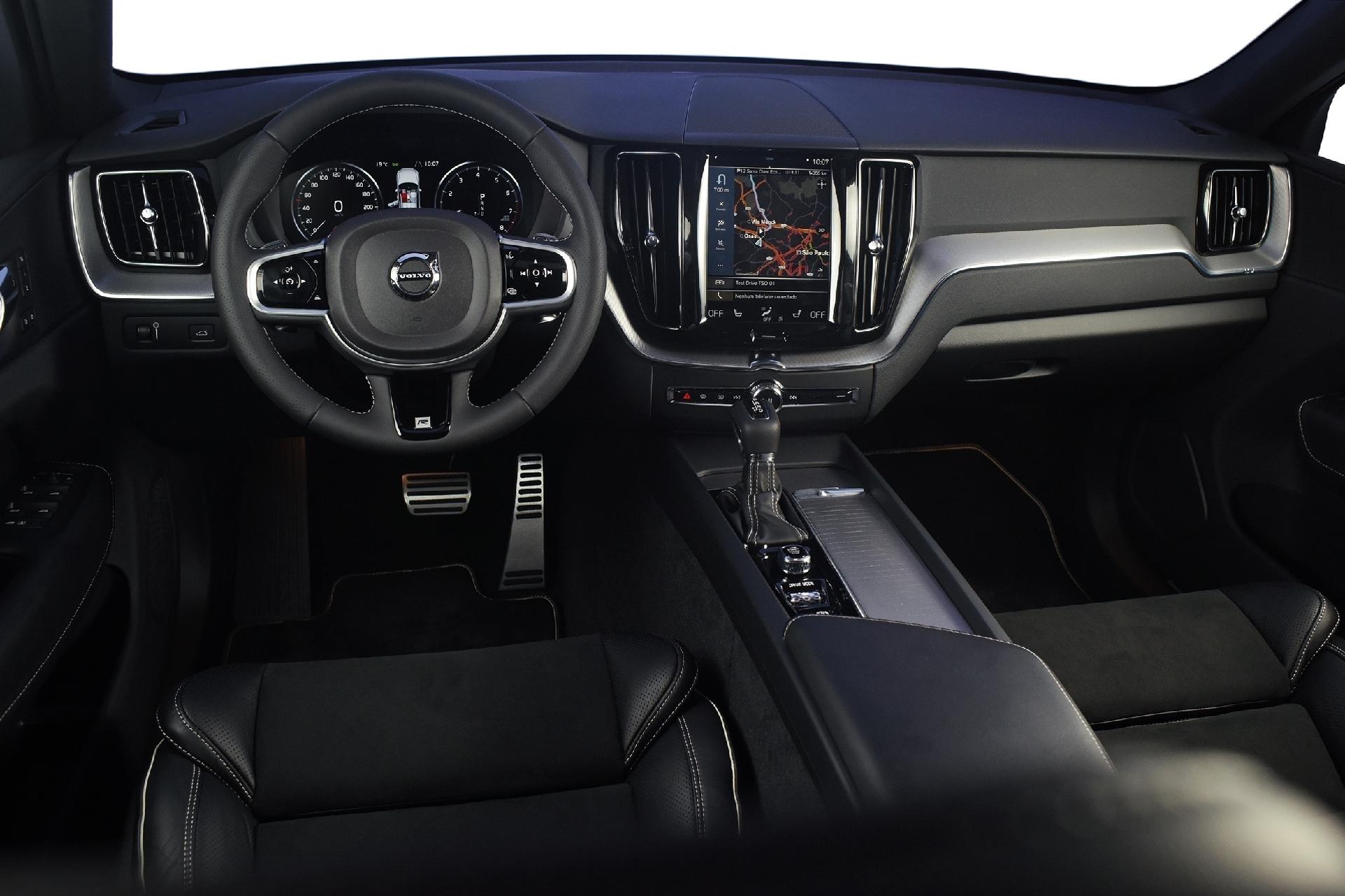 Volvo XC60 Design - Murilo Góes/UOL