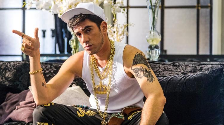 Marcelo Adnet - Globo / Paulo Belote) - Globo / Paulo Belote)