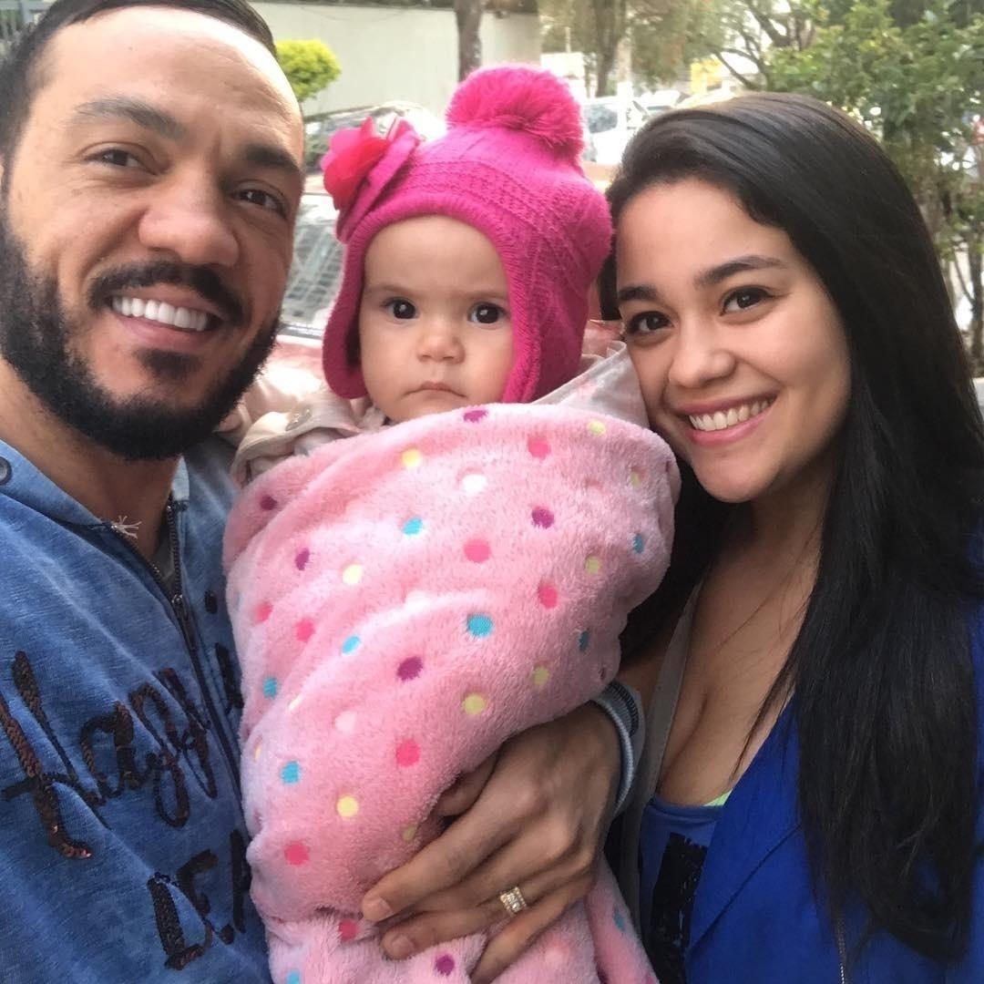 Aos 44 anos, Belo tem quatro filhos e três netas. A caçulinha Alice é o xodó do vovô famoso - Reprodução/Instagram